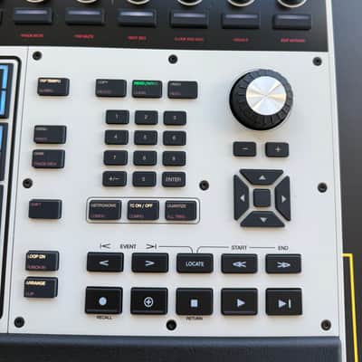 Akai MPC XL Standalone Music Production Center 2026 - Present - Grey image 3