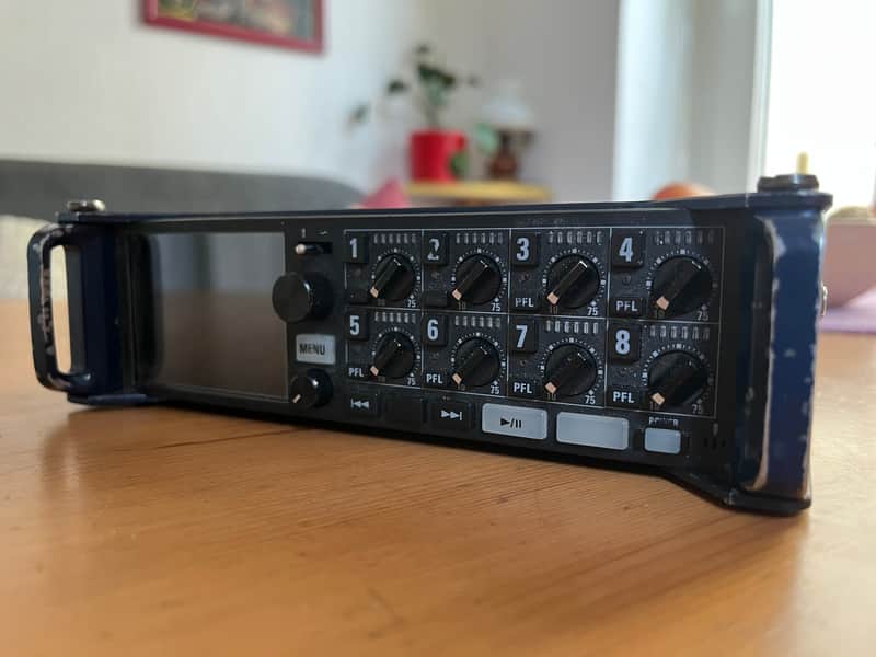 Zoom F8 Field Recorder Feldrekorder Mehrspuraufnahmegerät XLR Pro Audio Mobiles Recording Bild 1