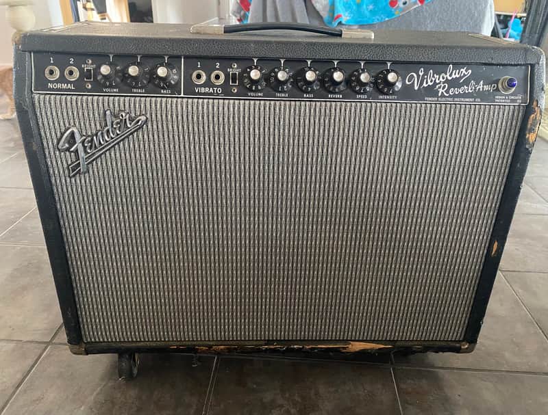 Fender Vibrolux Reverb 2-Channel 35-Watt 2x10" Guitar Combo 1964 - 1967 - Black Panel, Middle EQ engaged image 1