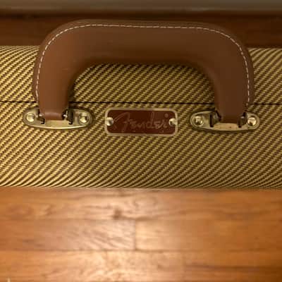 Fender Strat/Tele Hardshell Case 2023 - Tweed image 3