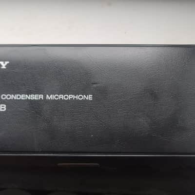 Sony ECM-44B wired lavalier microphone 2000s - Black and silver image 3