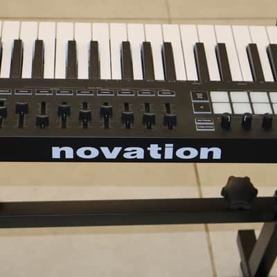 Novation Launchkey 49 MKIV MIDI Keyboard Controller 2024 - Present - Black image 2