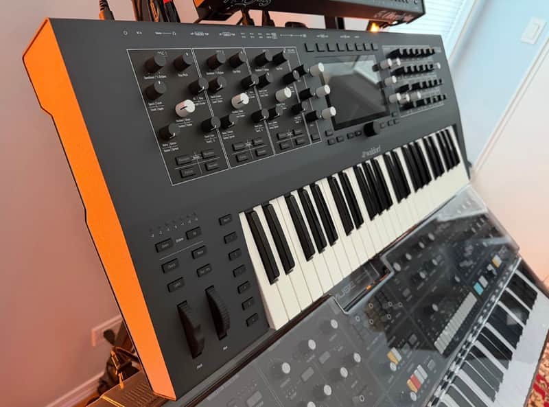 Waldorf Iridium 49-Key Synthesizer 2020 - Present - Black image 1