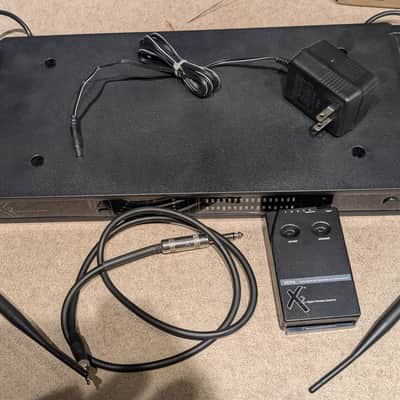 Line 6 X2 XDR95 Digital
Wireless Instrument System image 2