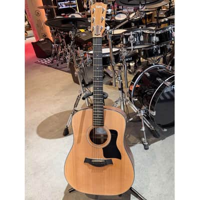 Taylor 2017 310 Dreadnought Acoustic Guitar w/ Original Hard Case (Pre-Owned) image 2