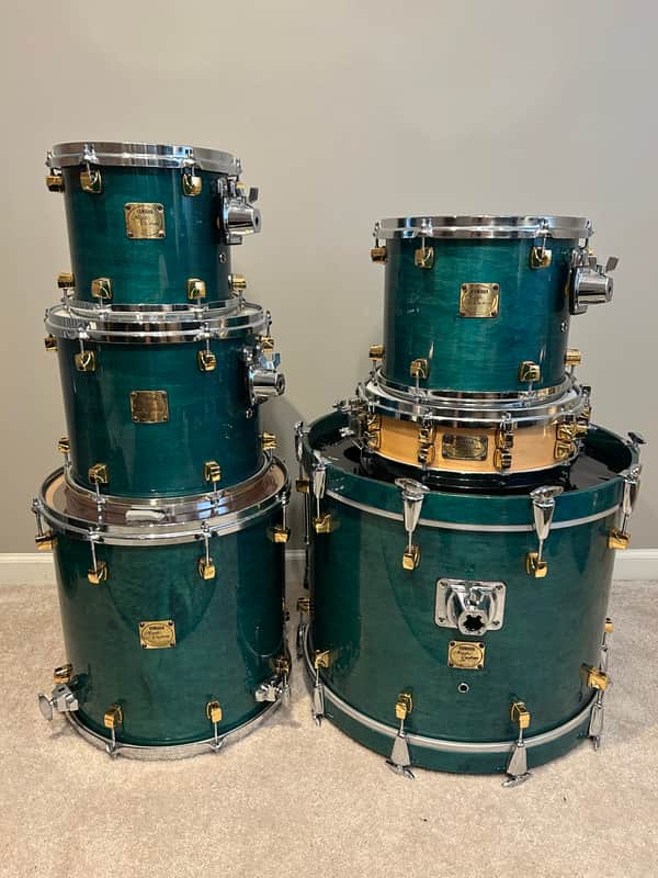 Yamaha Maple Custom Drum Set