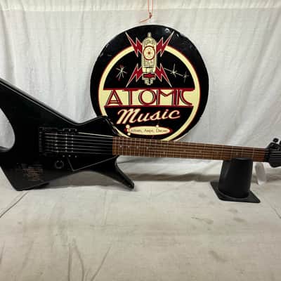Hamer USA Scarab Guitar with Case - Black image 2