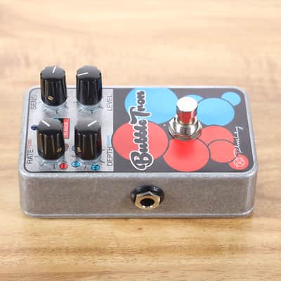 Keeley Bubbletron Flanger / Phaser 2016 - Present - Silver / Blue / Red image 4