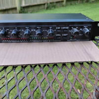 Alesis 3630 Dual-Channel Compressor / Limiter with Gate - Classic Hardware VCA (With Correct AC PSU) image 4