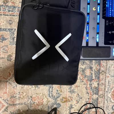 Line 6 Helix FX Pedalboard - Limited Edition 2024 - Space Gray with backpack image 4