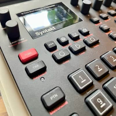 Elektron Syntakt 12 Track Drum Computer & Synthesizer 2022- Present - Black image 3