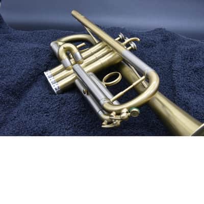Selmer-Paris Concept TT 2009 - matt gold image 5