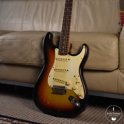 Fender Stratocaster 1966 3-tone Sunburst image 2