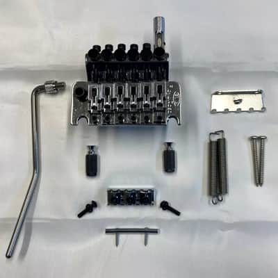 EVH® FRANKENSTRAT RELIC SERIES FLOYD ROSE 1000 WITH R3 LOCKING NUT - DTUNA & MOUNTING HARDWARE =VAN HALEN= image 1