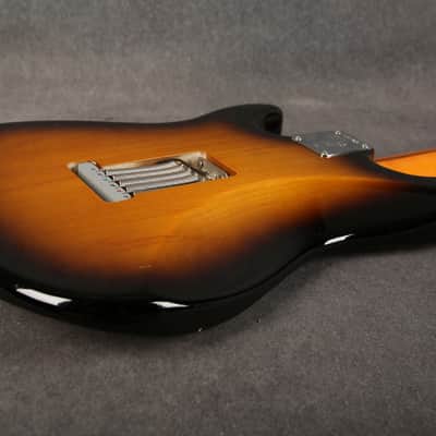 Fender Eric Johnson Stratocaster - 2-Tone Sunburst - 2nd Hand image 19