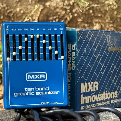MXR MX-108 Ten Band Graphic Equalizer | Reverb