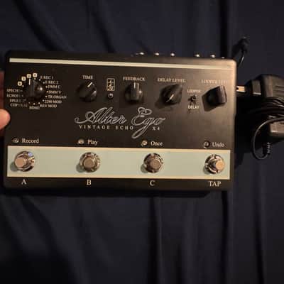 TC Electronic Alter Ego X4 Vintage Echo Delay Looper Black image 1