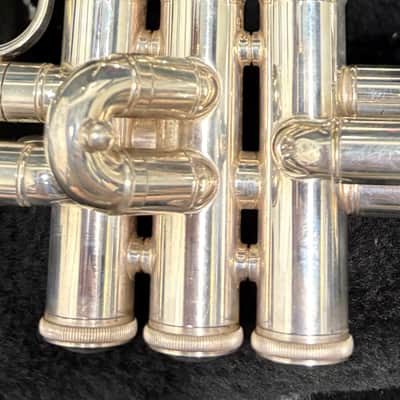 Bach Stradivarius Trumpet Model 37, Silver Finish image 7