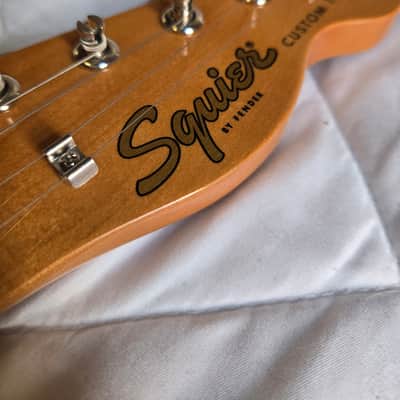 Squier Classic Vibe '60s Telecaster Custom SH Bigsby 2025 - Present - Aztec Gold image 4