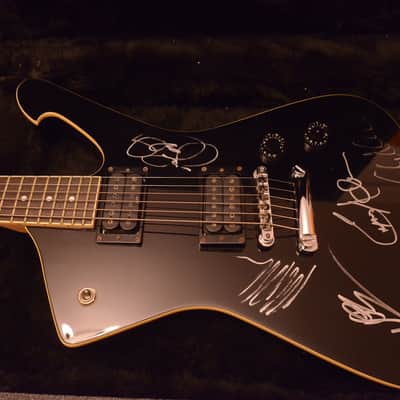 Ibanez Iceman IC 300 Famous Artist SIGNED by Lamb of God ENTIRE Band! IC300 Paul Stanley Kiss Guitar image 8