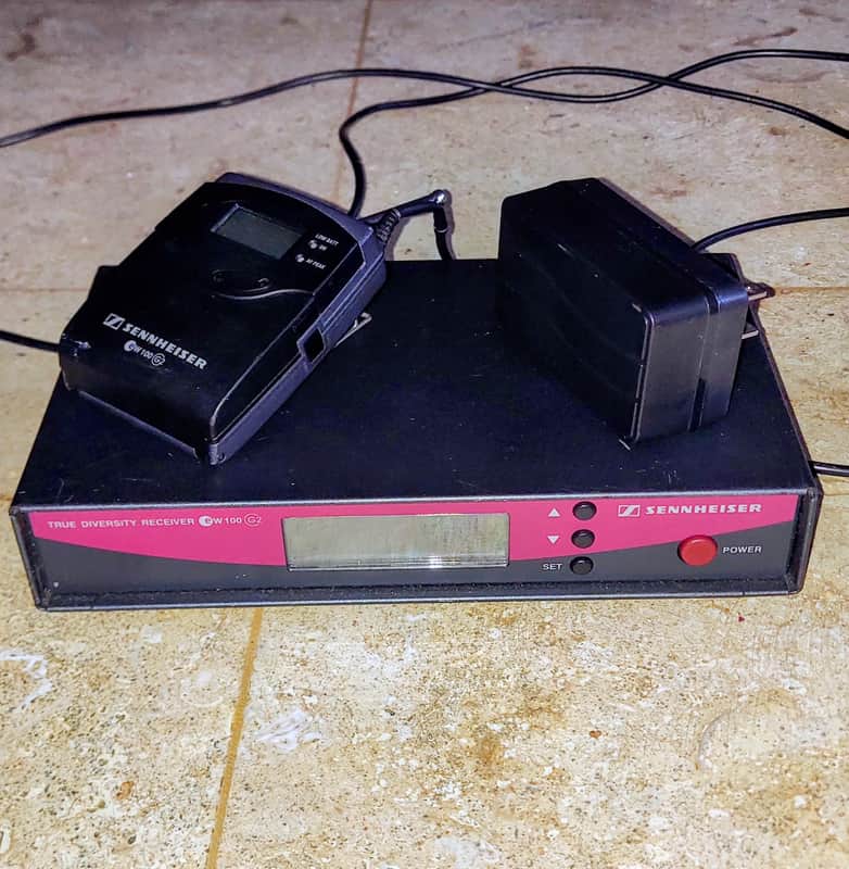Sennheiser EW100 G2 receiver + bodypack 518-554MHz image 1