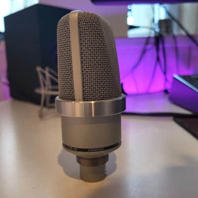 Neumann TLM 102 Studio Set with Shockmount 2013 - Present - Nickel image 3