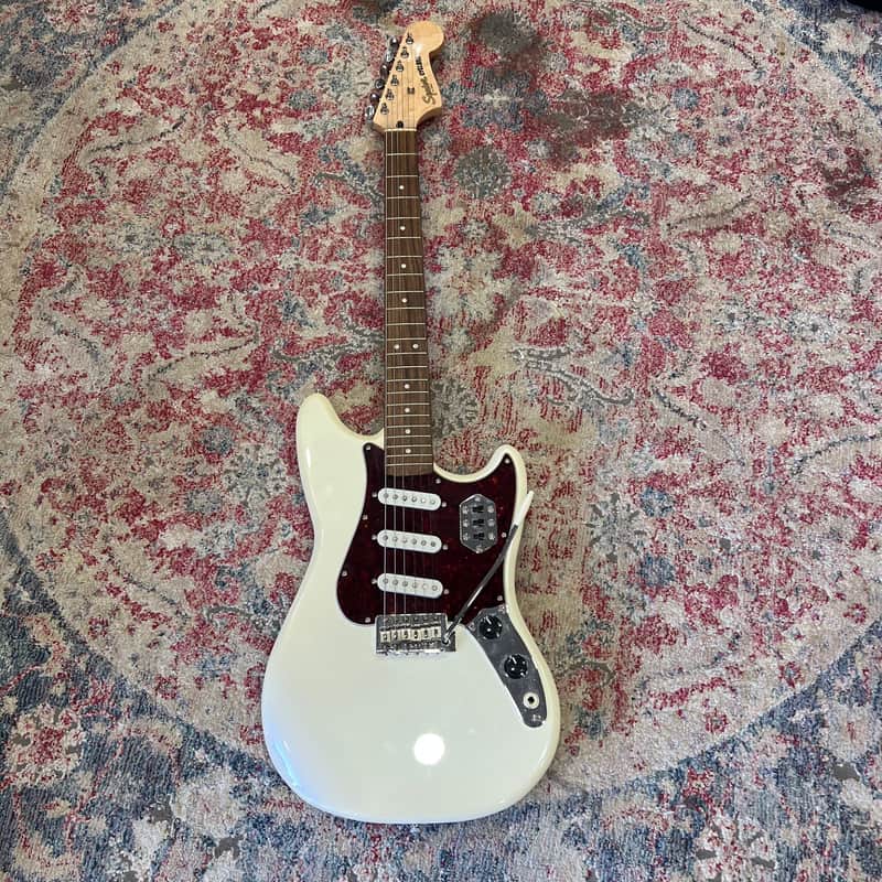 Squier Paranormal Cyclone 2021 - Pearl White