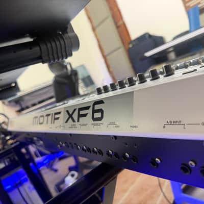 Yamaha Motif XF 6 Production Synthesizer White Used image 6