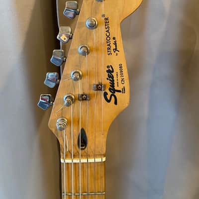 Fender Squier Stratocaster 1992 Torino Red CN series made in Korea -  Rare Vintage Collector image 4