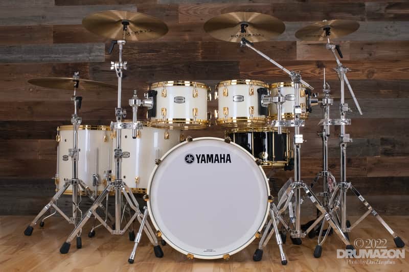 YAMAHA PHOENIX PHX 6 PIECE DRUM KIT, POLAR WHITE WITH GOLD
