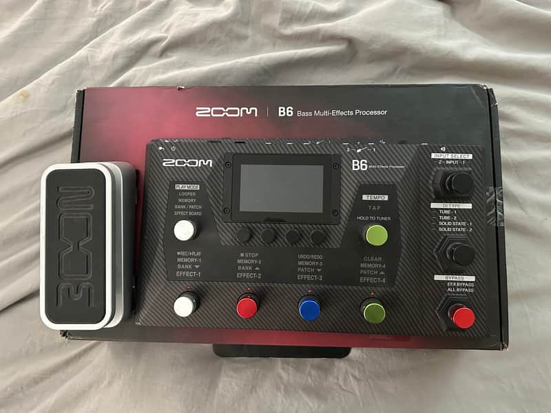 Zoom B6