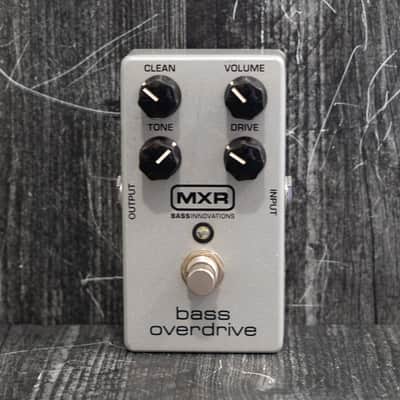 ベース MXR M89 bass overdrive MXR M89 Bass Overdrive - Geek IN Box