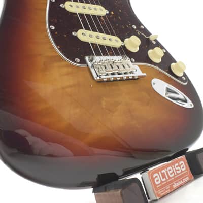 Fender 70th Anniversary American Professional II Stratocaster 2024 Comet Burst 3712GR image 8