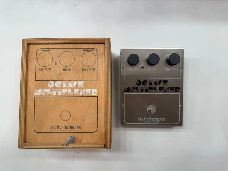 Electro-Harmonix Octave Multiplexer | Reverb