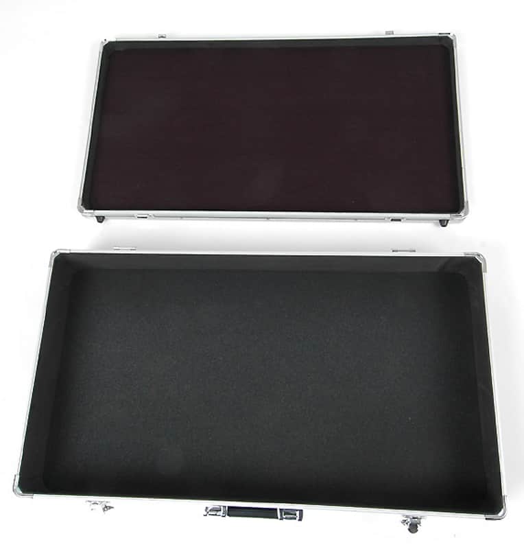 CNB PDC 410G MSBK Effect Pedal Case Pedalboard Pedal Board (29 1/2" x 15 1/2") image 1