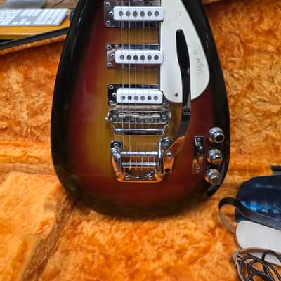 Vox Mark VI Electric Guitar w Original Case and Case Candy 1966-1968 - Sunburst image 2