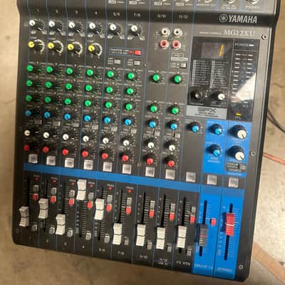 Yamaha MG12XU 12-Channel Analog Mixer 2016 - Present - Black image 2