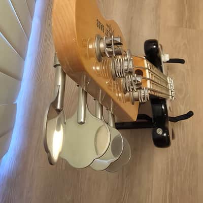 Squier Bullet Bass B-34 1983 - 3-Color Sunburst image 17