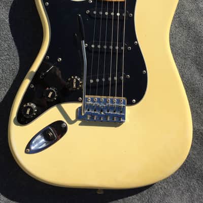 Fender Stratocaster Lefty 1976 Olimpic White Maple Neck image 2