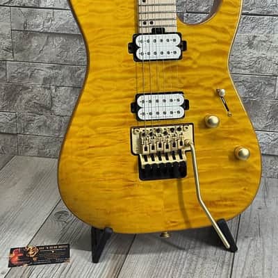 Charvel #2969431558 - Pro-Mod DK24 HH FR M Mahogany with Quilt Maple, Maple Fingerboard, Dark Amber image 1