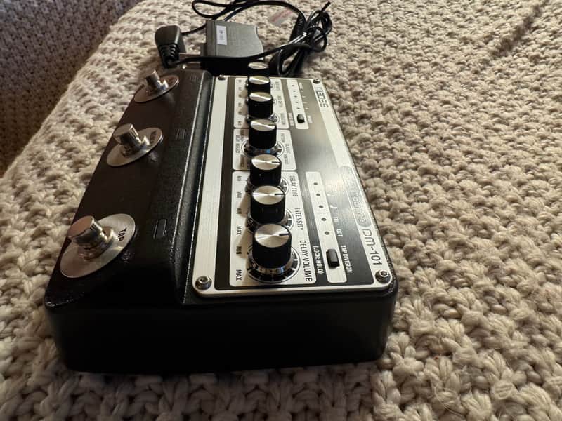 Boss DM-101 Delay Machine