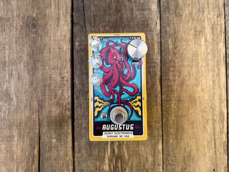 Dusky Electronics Augustus Octave Fuzz | Reverb