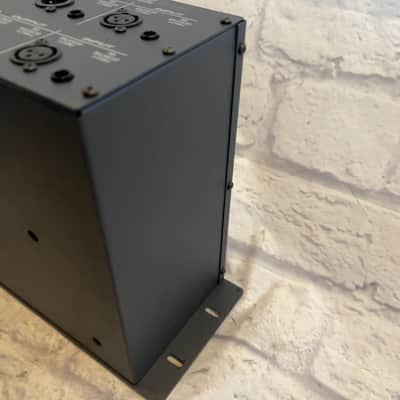 Peavey XR600 Powered PA Mixer Head Powered image 6