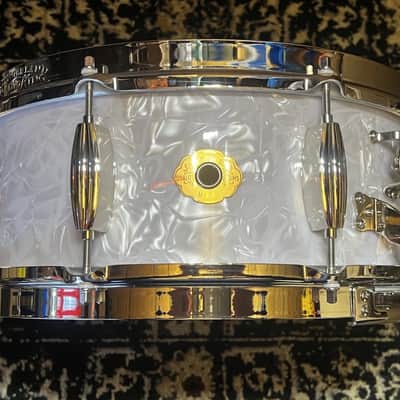 Slingerland Radio King 5.5" x 14" Solid Maple Snare - White Marine Pearl image 1