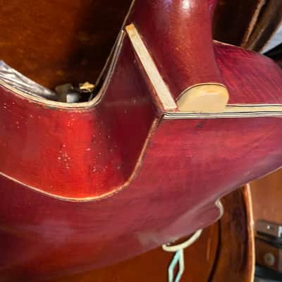 D'Angelico new yorker     basket case 1950's stained red image 15