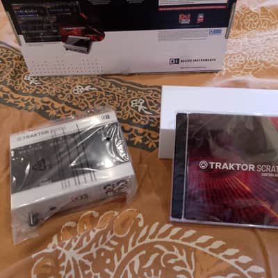 New Old Stock/Native Instruments Traktor Scratch A6 Interface/Still in plastic image 6