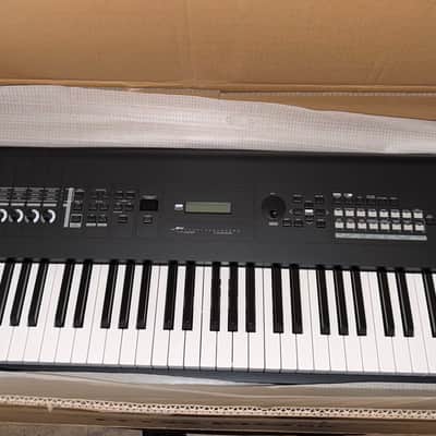 Yamaha MX88 Synthesizer 2017 - Present - Black