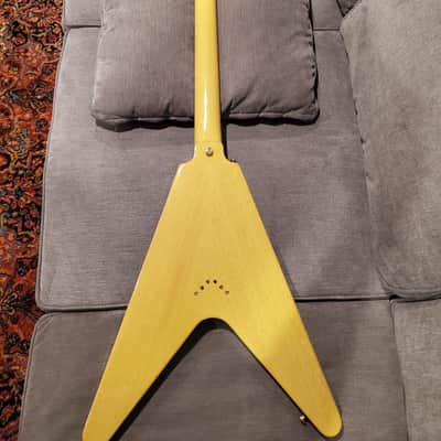 Gibson Custom Shop Flying V 59 Reissue T.V. Yellow W/ OHSC & COA image 9