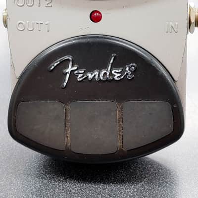 Fender PT-10 Chromatic Tuner Pedal 2000s - Silver image 3