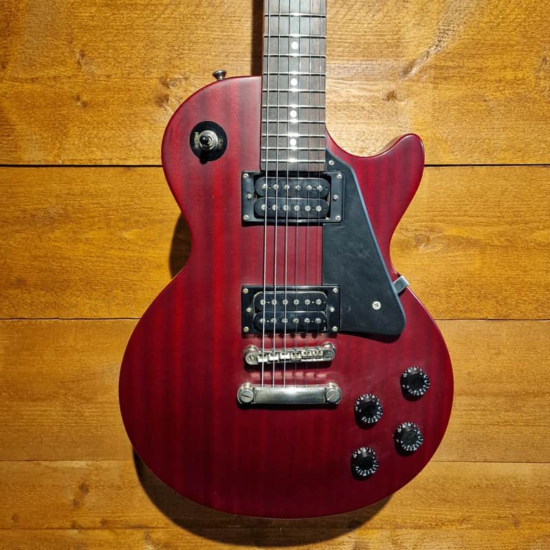 Epiphone Les Paul Studio; Wine Red: Serial No: 15121507140 | Second Hand image 1
